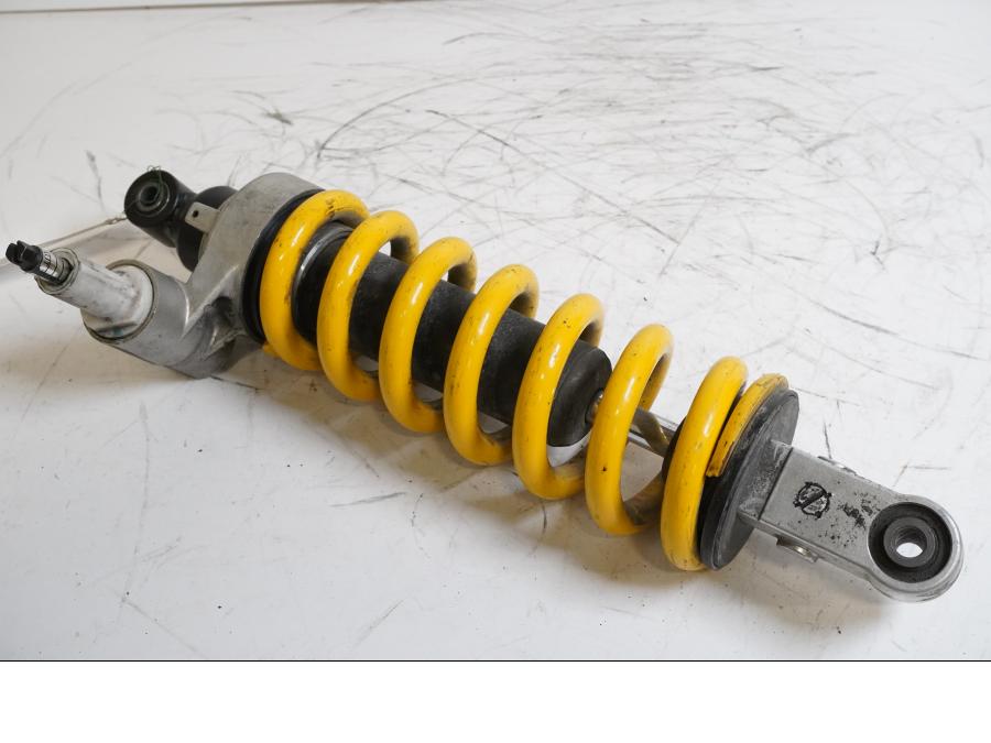 Framsidan på Stötdämpare från en Triumph Sprint RS -2004 motorcykel.