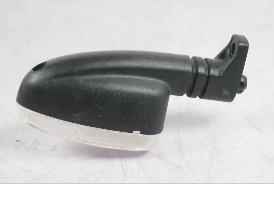 Snett uppifrån på Blinkers från en BMW R 1200 GS -2005 motorcykel.