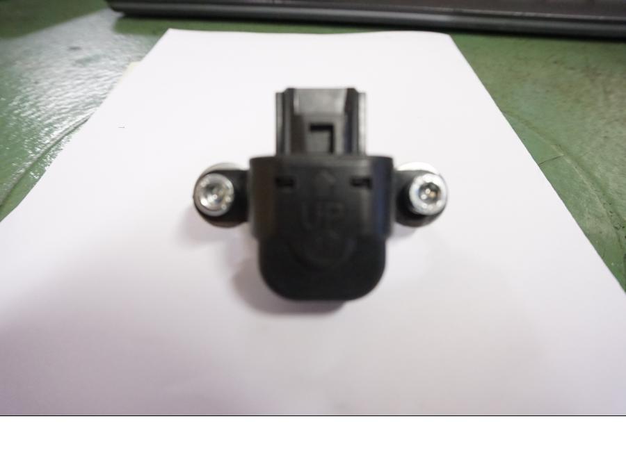 Framsidan på Tilt Sensor från en Kawasaki Z 900 -2020 motorcykel.