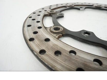 Höger sida på Bromsskiva från en Yamaha YZF R6 -2006 motorcykel.