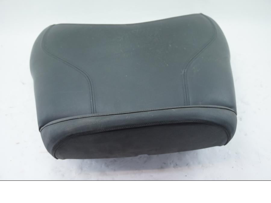 Höger sida på Sadel från en BMW K 1200 LT -2004 motorcykel.