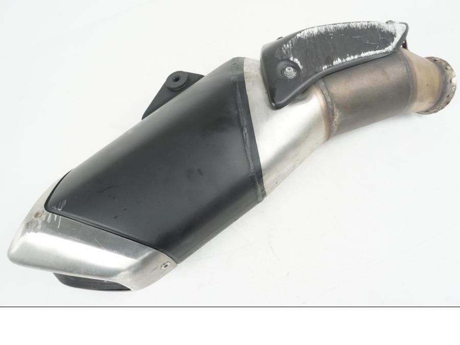 Framsidan på Ljuddämpare från en Ducati Hyperstrada -2013 motorcykel.