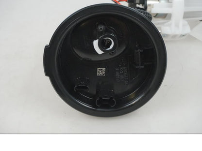 Höger sida på Bensinpump insprut från en BMW R 1250 GS -2019 motorcykel.