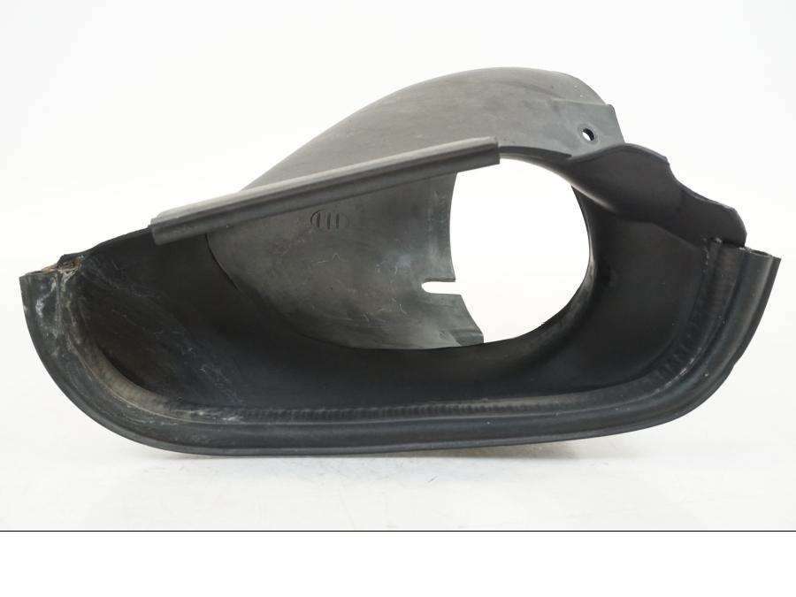 Snett uppifrån på Vattenkylkåpa från en BMW K 1200 LT -2004 motorcykel.