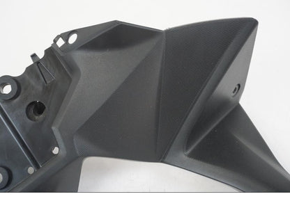 Höger sida på Instrumentpanelkåpa från en Kawasaki ER-6F -2016 motorcykel.