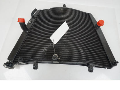 Extrabild6 på Vattenkyl från en Suzuki GSX-R 750 -2009 motorcykel.