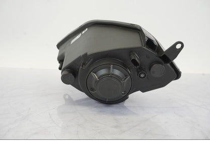 Snett uppifrån på Strålkastare från en BMW S 1000 XR -2019 motorcykel.