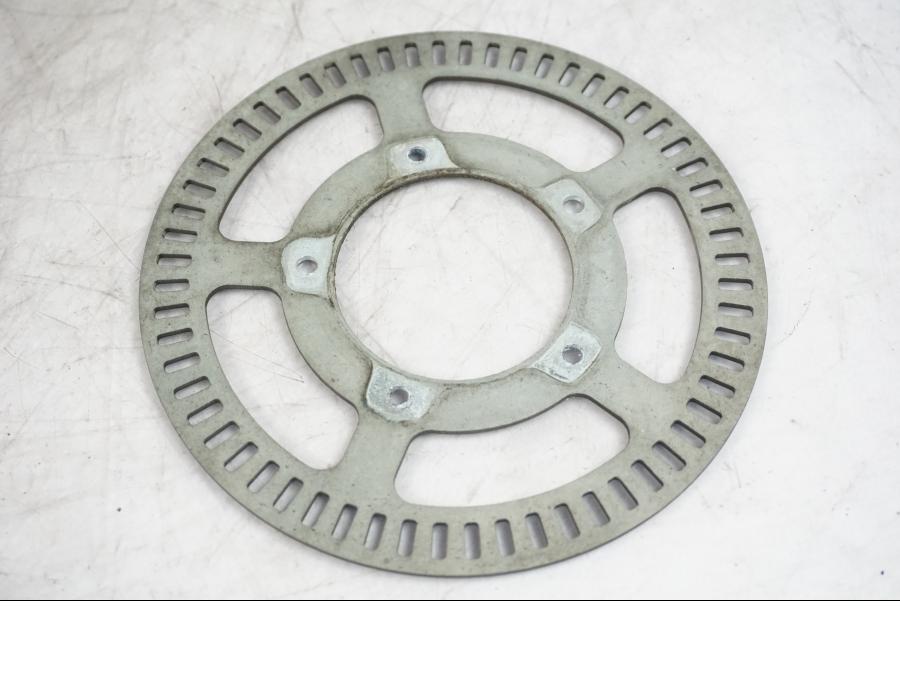 Framsidan på ABS krans från en Triumph Tiger -2009 motorcykel.