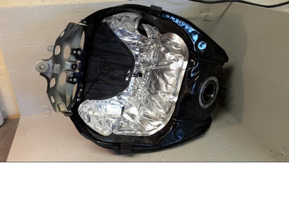 Snett uppifrån på Bensintank från en Suzuki GSX-R 1000 -2008 motorcykel.