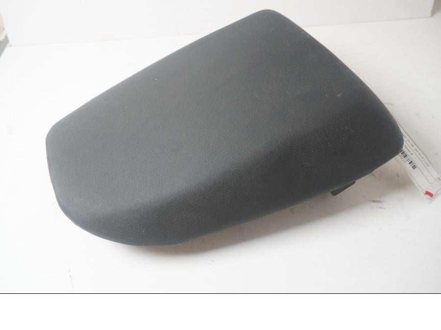 Framsidan på Sadel från en Kawasaki ZX-9R -1994 motorcykel.