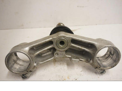 Baksidan på Gaffelkrona från en Suzuki TL 1000 S -1997 motorcykel.