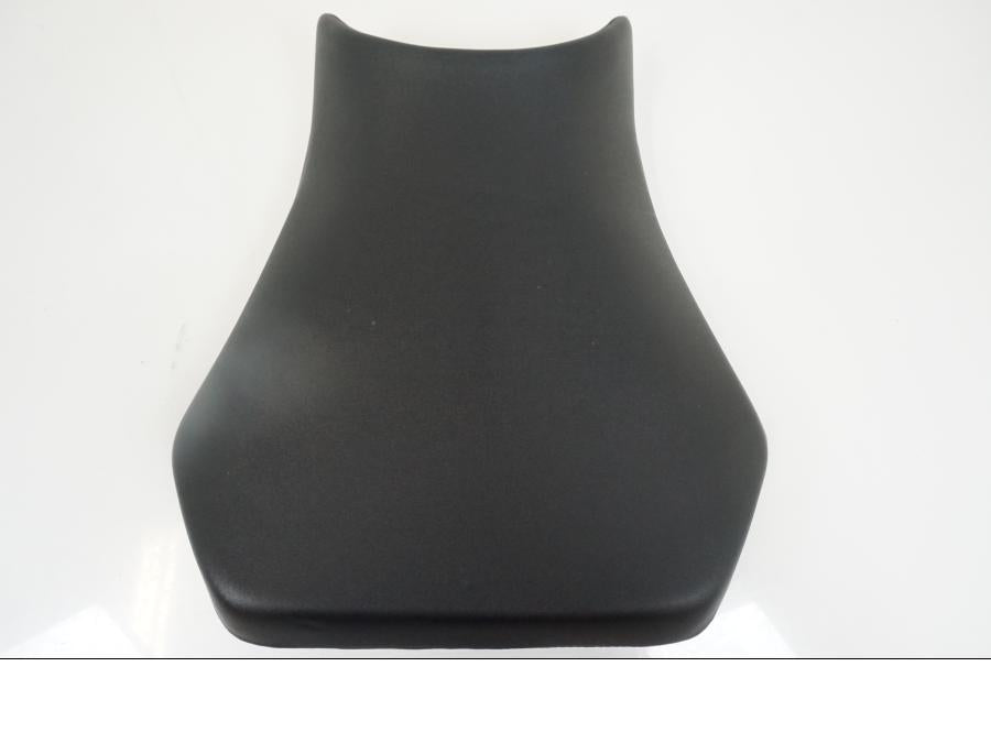 Höger sida på Sadel från en Yamaha YZF 1000 R1 -2002 motorcykel.