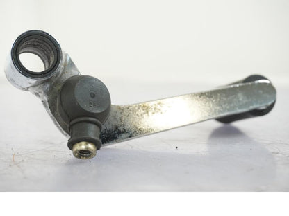 Baksidan på Växelpedal från en Honda CB 1300 F -2003 motorcykel.