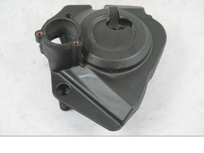 Framsidan på Kedjeskydd från en Kawasaki ZZ-R 1400 -2009 motorcykel.