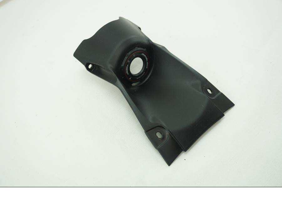 Höger sida på Tändningslåskåpa från en Kawasaki Z 900 -2020 motorcykel.