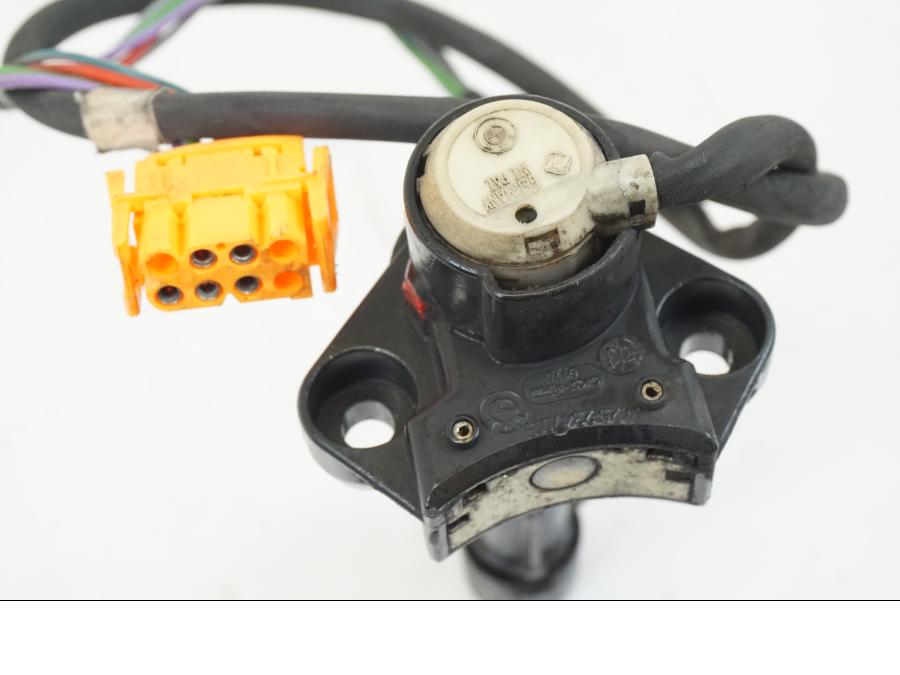 Extrabild2 på Låssats från en BMW K 1200 LT -2004 motorcykel.