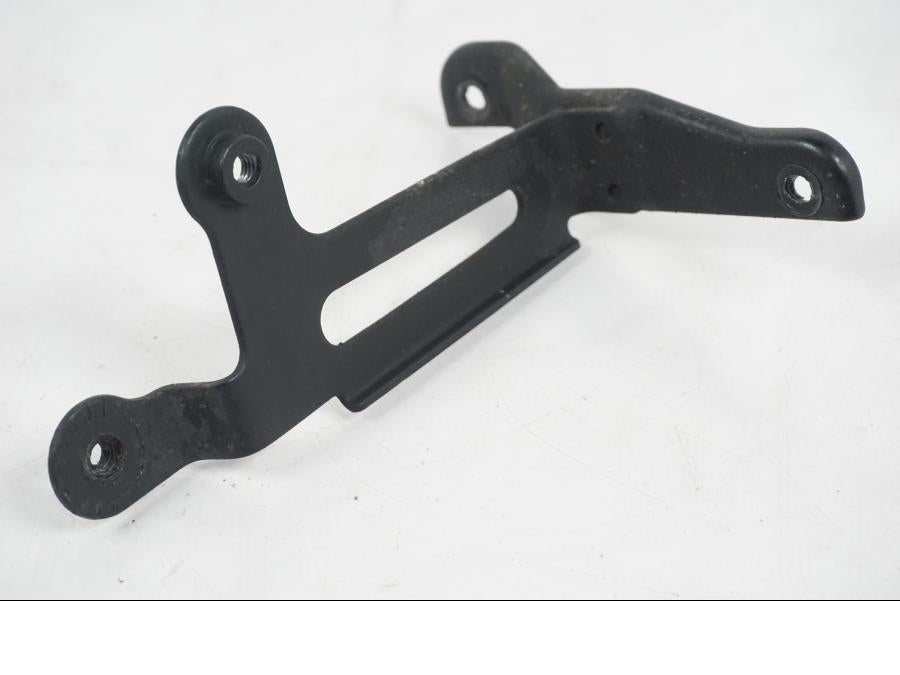 Baksidan på Vattenkyl från en MV Agusta Dragster -2014 motorcykel.