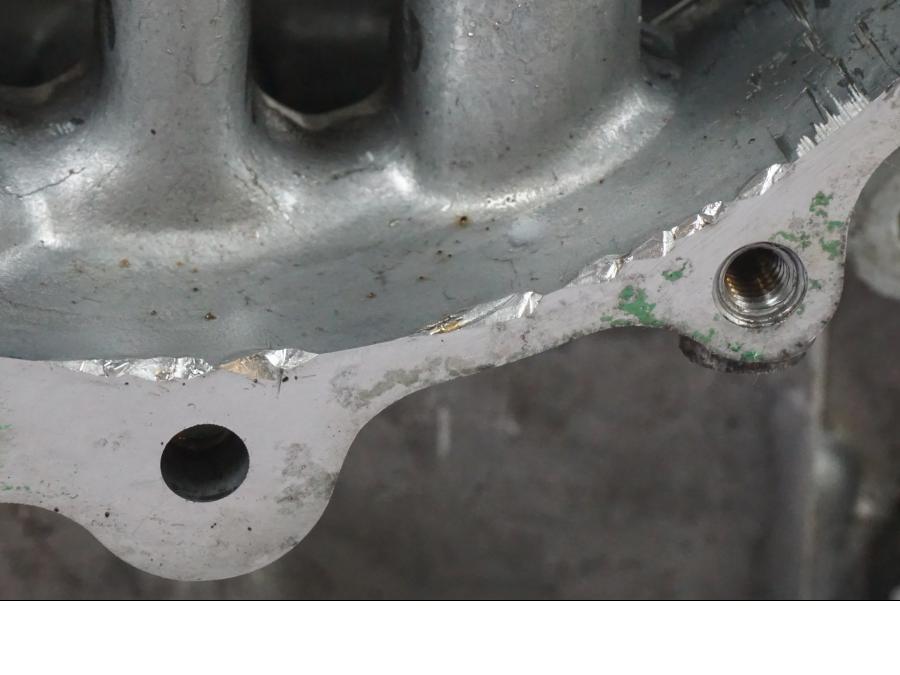 Extrabild2 på Motorblock från en Honda VFR 800 -2005 motorcykel.