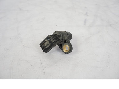 Höger sida på Hastighetsgivare från en Honda CRF 1000 Africa Twin -2016 motorcykel.