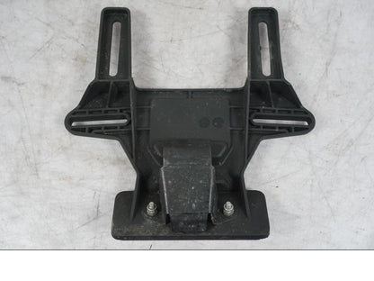 Extrabild1 på Skylthållare från en Ducati Multistrada V4 -2024 motorcykel.