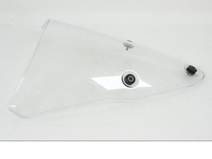 Baksidan på Vindruta från en Ducati Supersport 939 -2017 motorcykel.