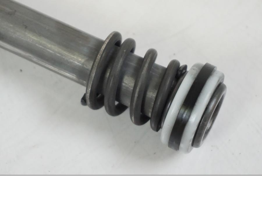 Extrabild3 på Gaffelbensdelar från en BMW F 650 CS -2002 motorcykel.