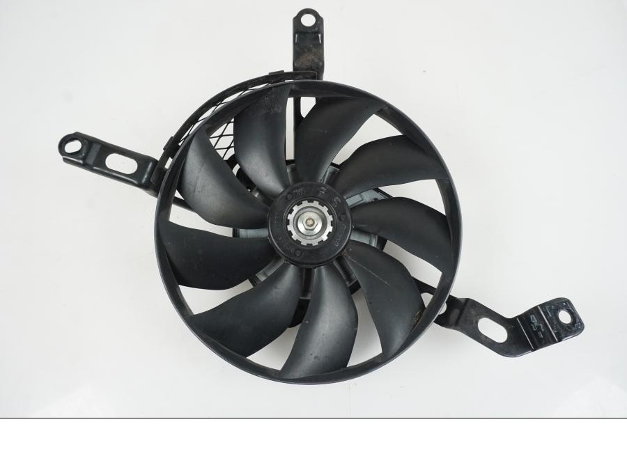 Framsidan på Vattenkylfläkt från en Suzuki GSX-R 1000 -2007 motorcykel.