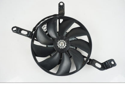 Framsidan på Vattenkylfläkt från en Suzuki GSX-R 1000 -2007 motorcykel.