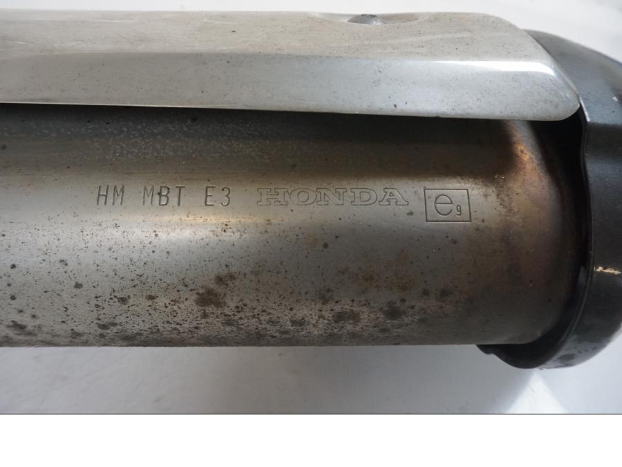 Extrabild2 på Ljuddämpare från en Honda XL 1000 V -2008 motorcykel.