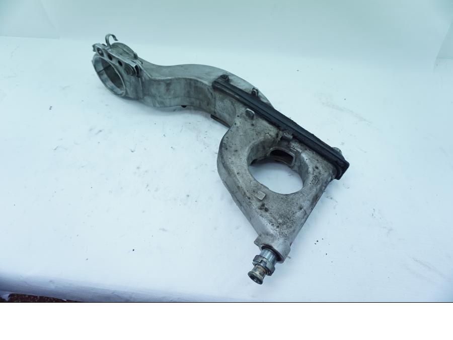 Framsidan på Sving från en Honda VFR 750 -1992 motorcykel.