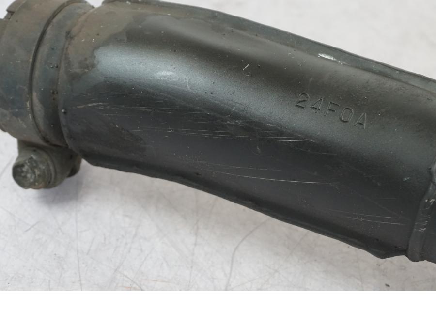 Extrabild3 på Mellanrör från en Suzuki GSX 1300 RX -1999 motorcykel.