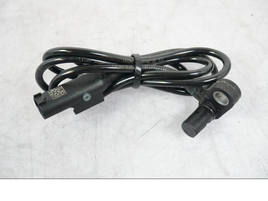 Framsidan på ABS givare från en BMW R 1250 GSA -2021 motorcykel.