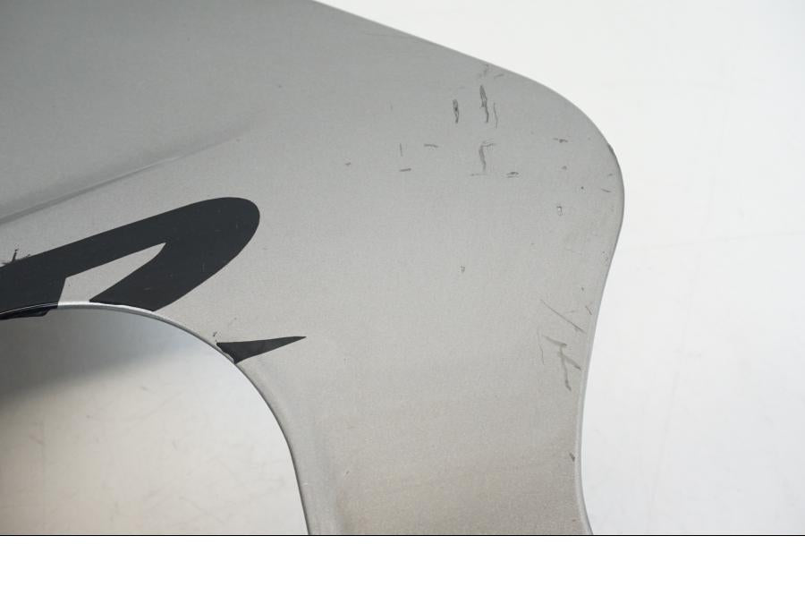 Snett uppifrån på Sidkåpa från en Kawasaki ZX-12R -2000 motorcykel.