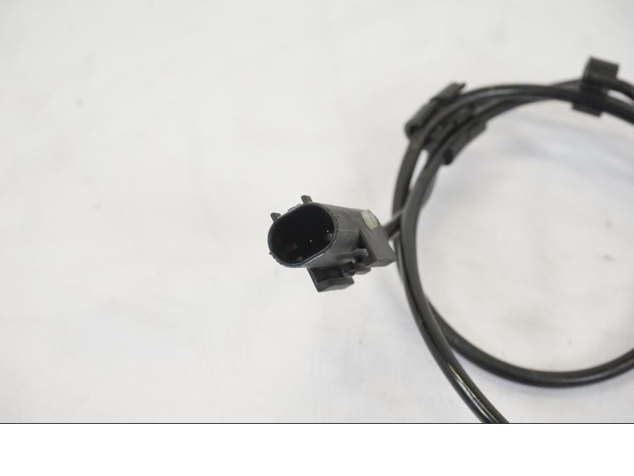 Vänster sida på ABS givare från en BMW S 1000 XR -2019 motorcykel.