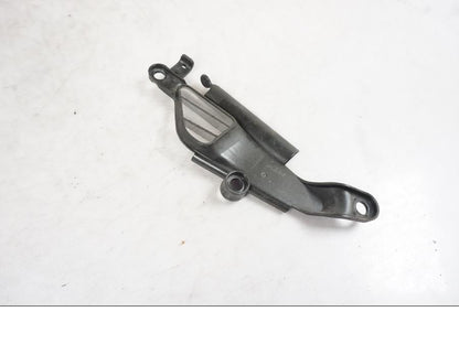 Baksidan på Luftintag från en KTM 790 Duke -2018 motorcykel.