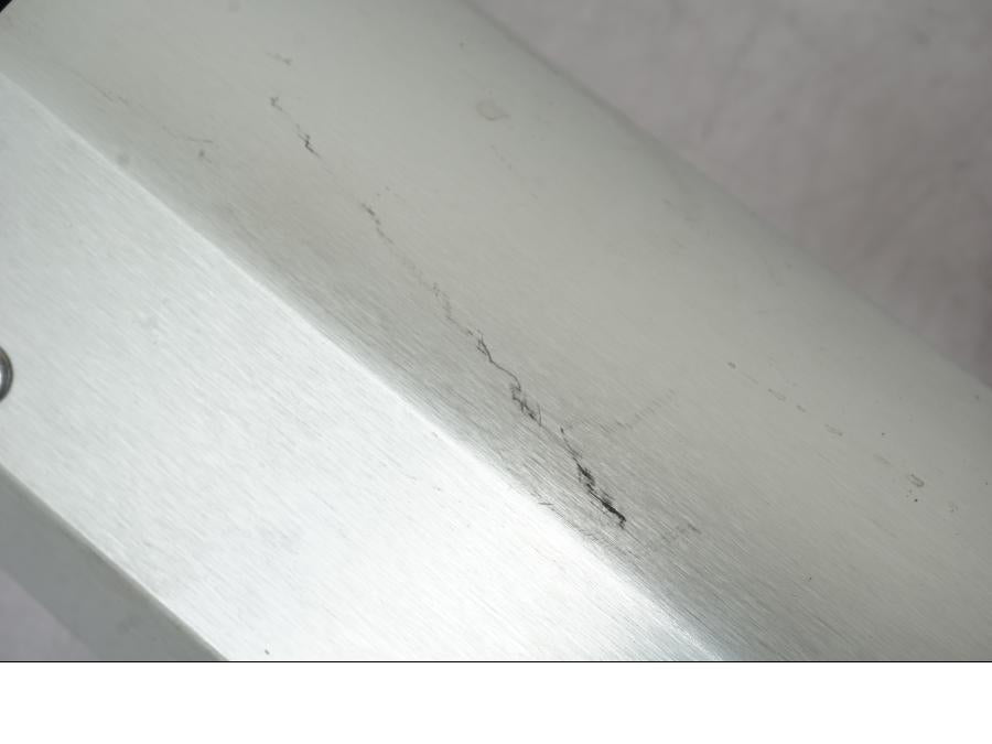 Höger sida på Avgassystem från en Yamaha YZF-R 125 -2017 motorcykel.