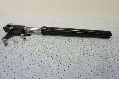 Framsidan på Gaffelben från en Honda CBR 1000 RR -2011 motorcykel.