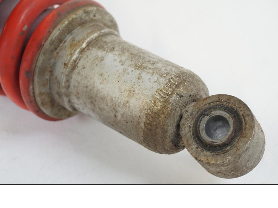 Extrabild2 på Stötdämpare från en Honda CBR 125 R -2006 motorcykel.