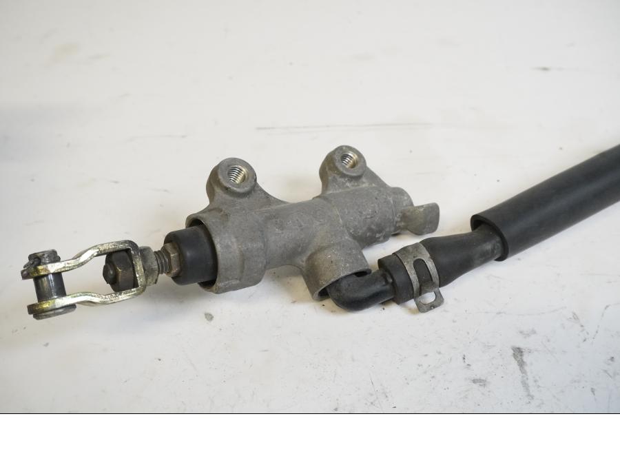 Höger sida på Bromshuvudcylinder från en Yamaha MT-09 Tracer -2016 motorcykel.