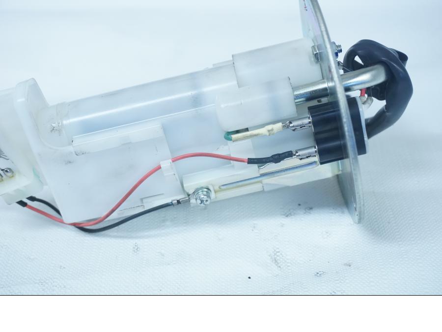 Höger sida på Bensinpump insprut från en Kawasaki Ninja 650 -2018 motorcykel.