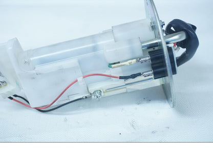 Höger sida på Bensinpump insprut från en Kawasaki Ninja 650 -2018 motorcykel.