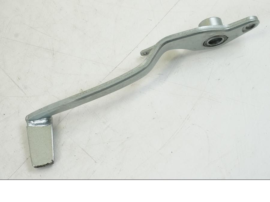 Extrabild1 på Bromspedal från en Yamaha YZF R7 -2022 motorcykel.