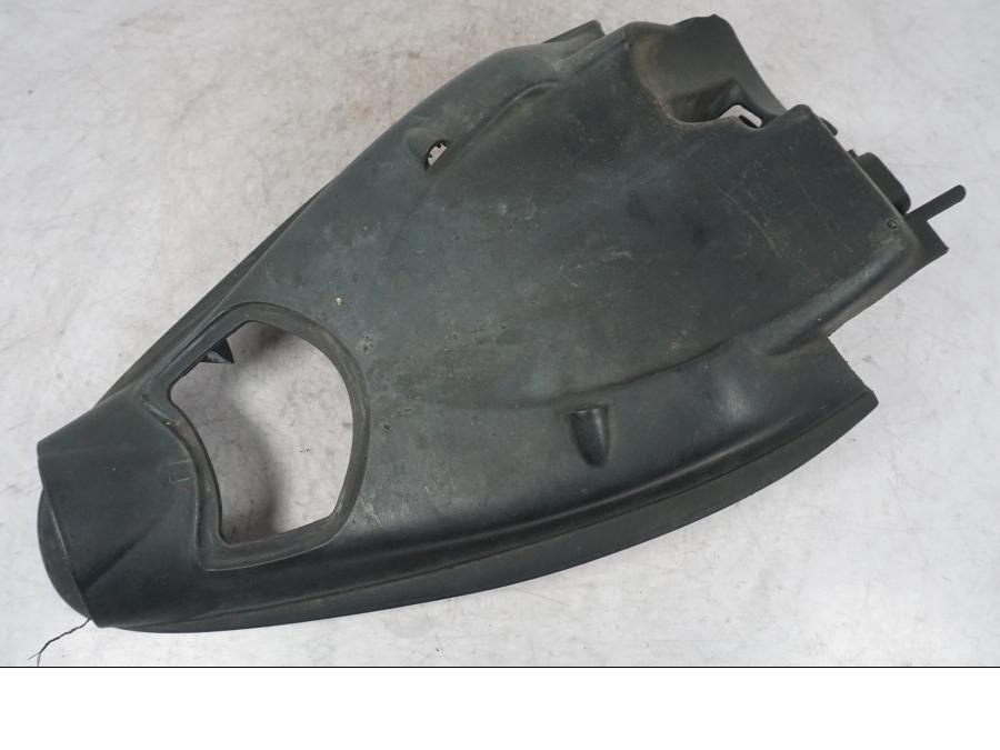 Extrabild3 på Undertail från en Buell 1125 R -2008 motorcykel.