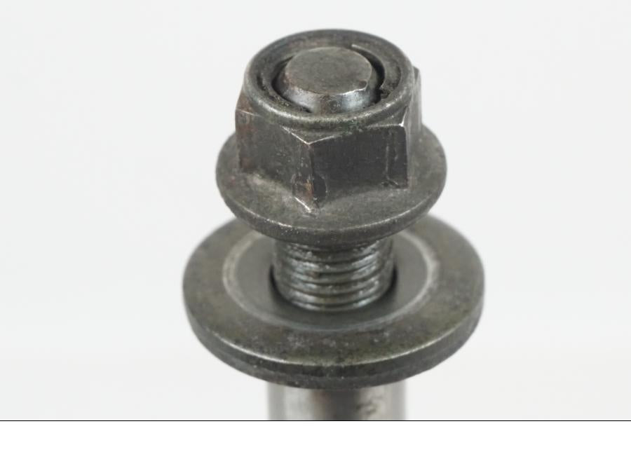 Snett uppifrån på Axel från en Yamaha XJ 900 -1997 motorcykel.