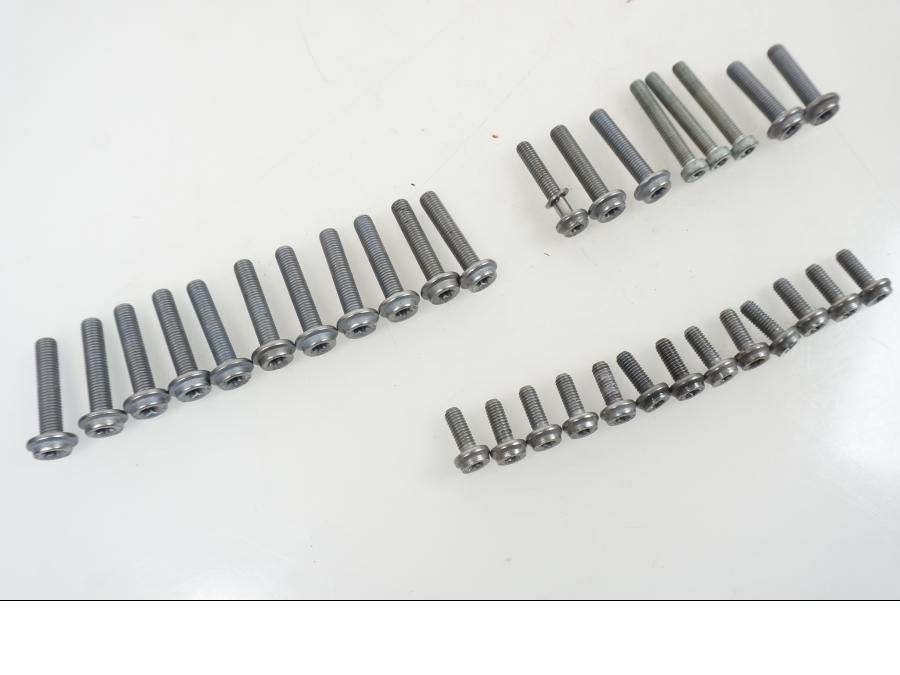 Extrabild5 på Skruv / Mutter etc från en BMW F 850 GS -2019 motorcykel.