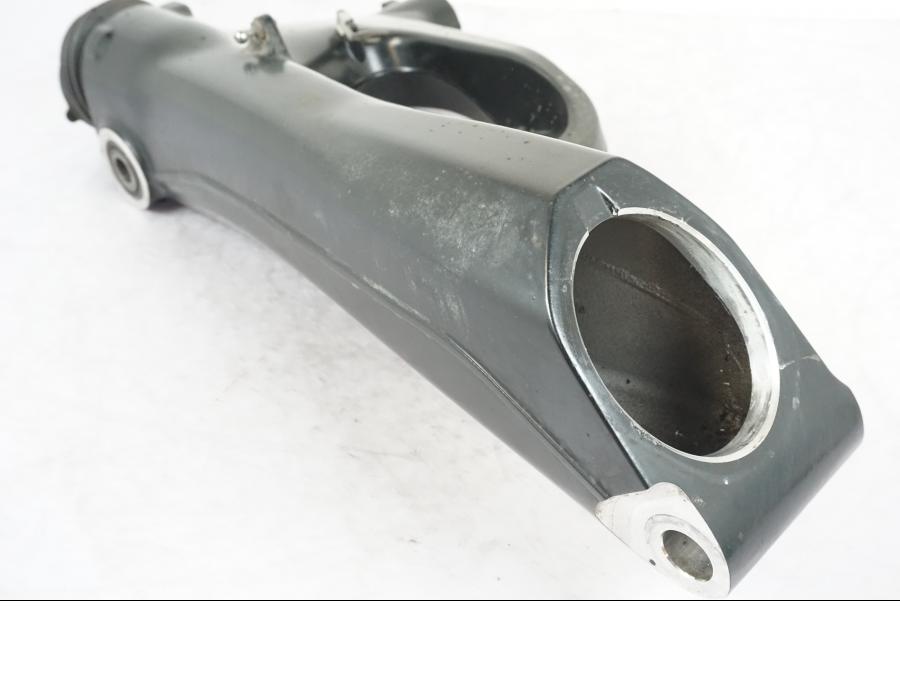 Vänster sida på Sving från en BMW R 1250 GS -2019 motorcykel.