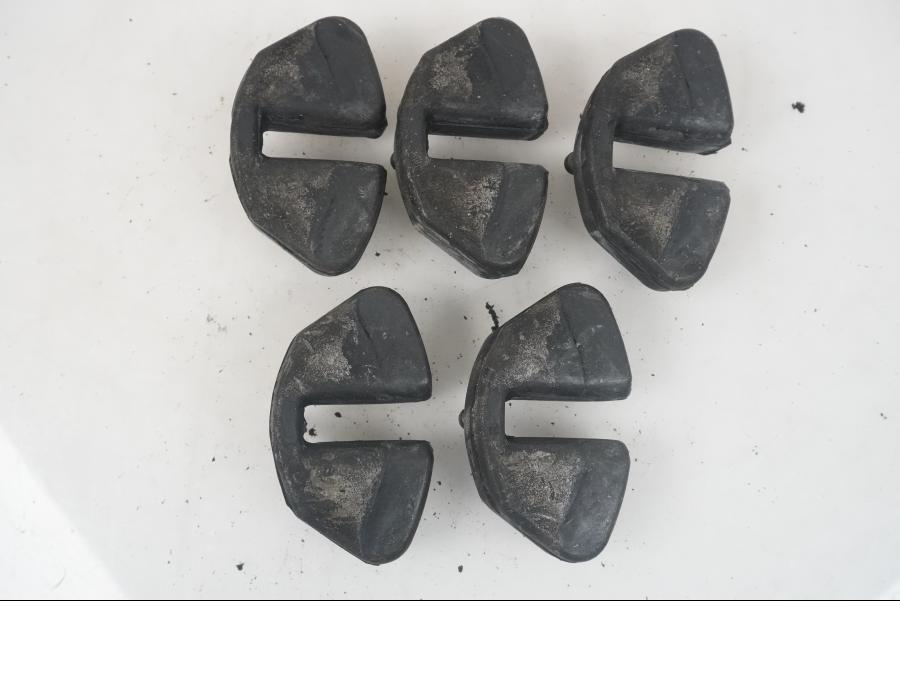 Baksidan på Ryckutjämnare från en Suzuki VZ 800 -2002 motorcykel.