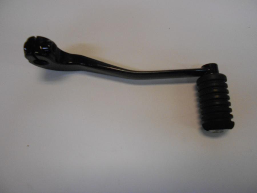 Framsidan på Växelpedal från en H-D Fat Boy -2018 motorcykel.