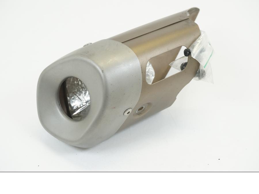 Baksidan på Ljuddämpardekor från en Yamaha MT-07 -2014 motorcykel.