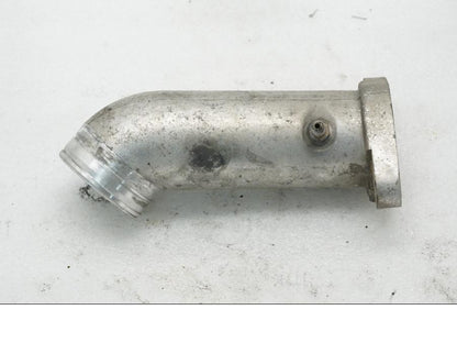 Baksidan på Insug från en Ducati Monster 600 -2001 motorcykel.